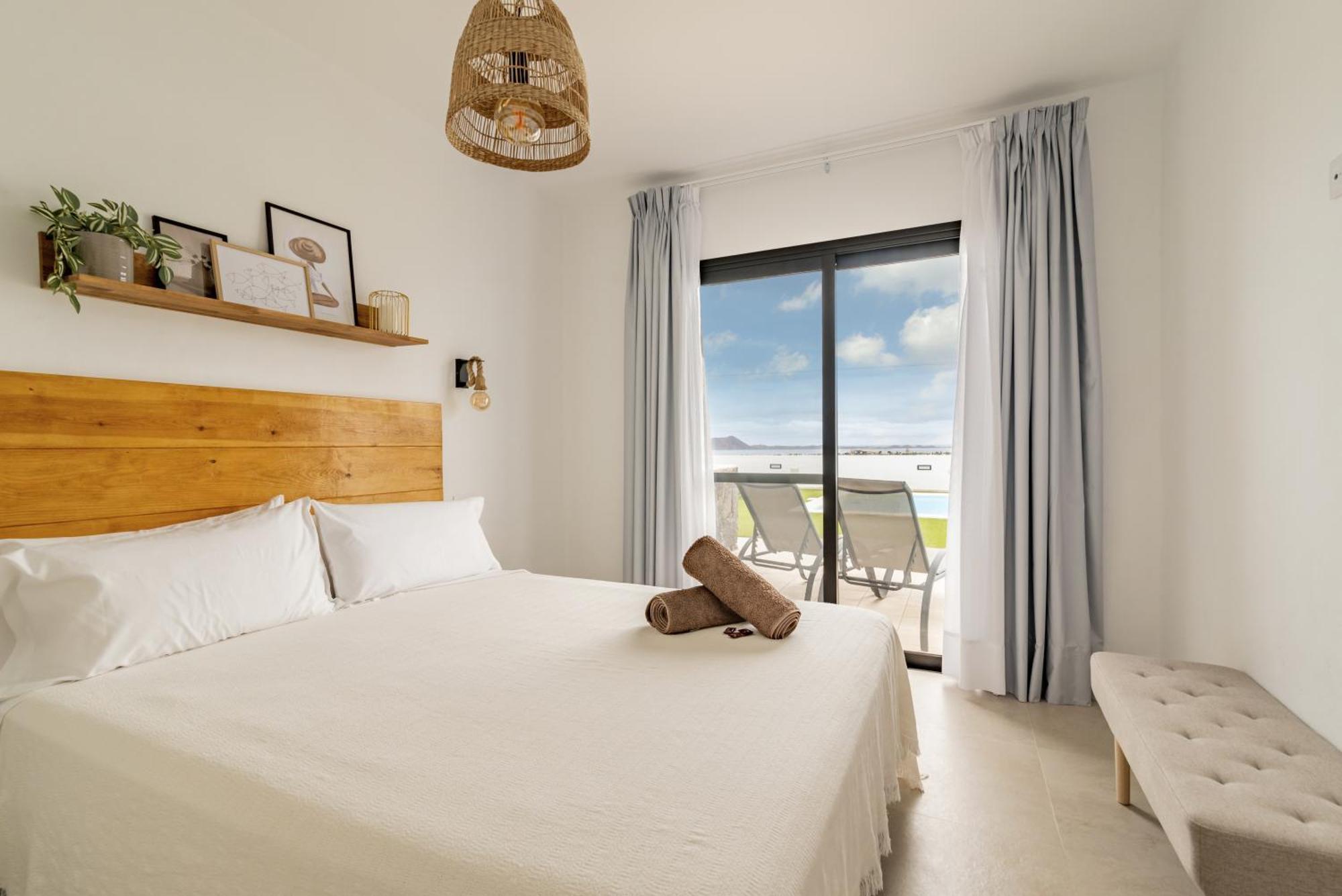 Seascape Heated Pool, Air-Con, View, Adult Only Apartment Коралео Екстериор снимка