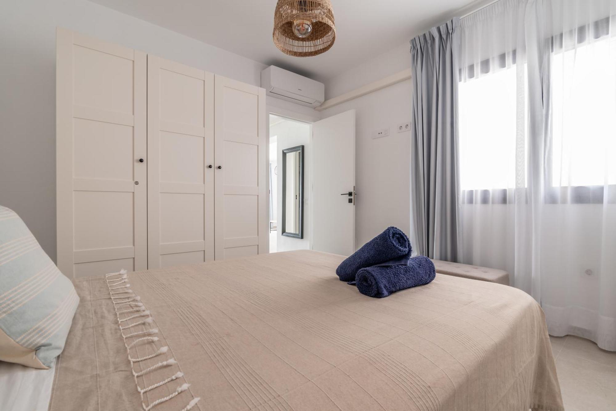 Seascape Heated Pool, Air-Con, View, Adult Only Apartment Коралео Екстериор снимка