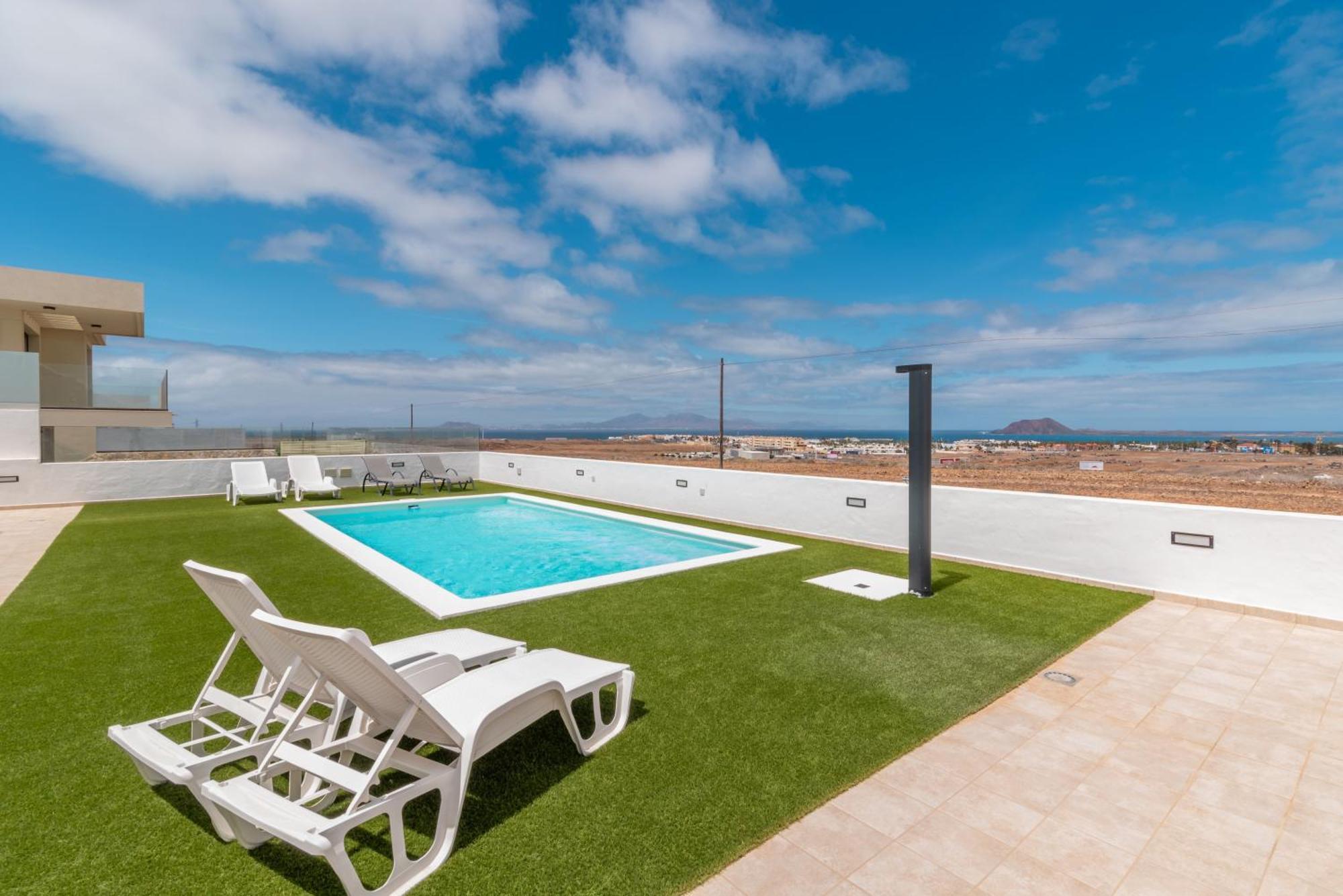 Seascape Heated Pool, Air-Con, View, Adult Only Apartment Коралео Екстериор снимка